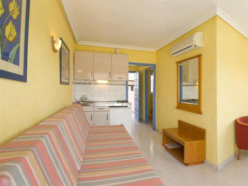 อปาร์ตาเมนโตส ปลายา ซอล 1 Apartment อิบิซาทาวน์ ภายนอก รูปภาพ
